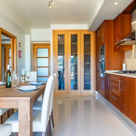 Vevita By Portucasa Apartment *